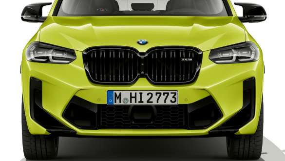 Front design BMW X4 M Competition F98 LCI Facelift 2021 BMW X4 M Competition F98 LCI Facelift 2021 Sao Paulo Yellow Front design front view