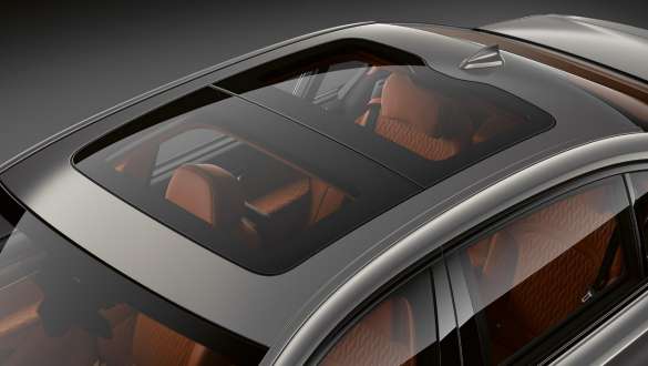 BMW 7 Series Sedan G11 G12 2019 Panorama glass roof BMW 7 Series Sedan G11 G12 2019 Bernina Grey Amber Effect LED Panorama glass roof close-up