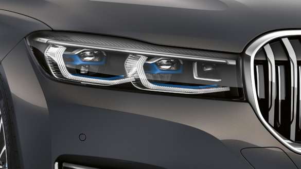 BMW 7 Series Sedan G11 G12 2019 BMW laserlight BMW 7 Series Sedan G11 G12 2019 Bernina Grey Amber Effect front lights BMW laserlight close-up