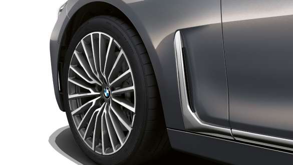BMW 7 Series Sedan G11 G12 2019 Air Breather BMW 7 Series Sedan G11 G12 2019 Bernina Grey Amber Effect Air Breather close-up
