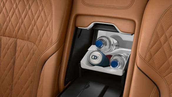 BMW 7 Series Sedan G11 G12 2019 BMW Individual cooling box BMW 7 Series Sedan G11 G12 2019 BMW Individual cooling box close-up