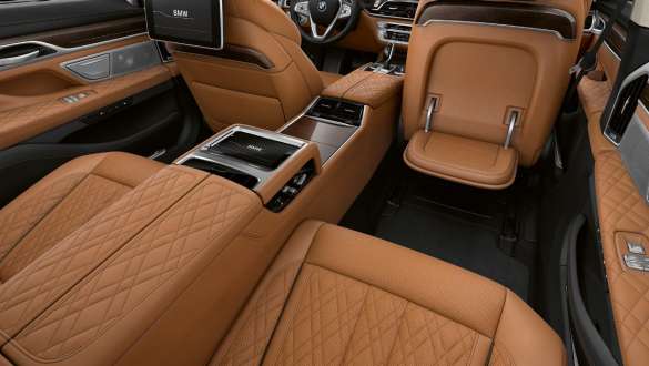 BMW 7 Series Sedan G11 G12 2019 Executive Lounge BMW 7 Series Sedan G11 G12 2019 Bernina Grey Amber Effect comfortable rear seating area