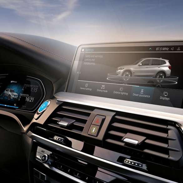 ระบบช่วยในการขับขี่ BMW iX3 G08 จอแสดงการควบคุมในห้องโดยสาร ระบบช่วยในการขับขี่ BMW iX3 G08 2020 จอแสดงการควบคุมในห้องโดยสาร