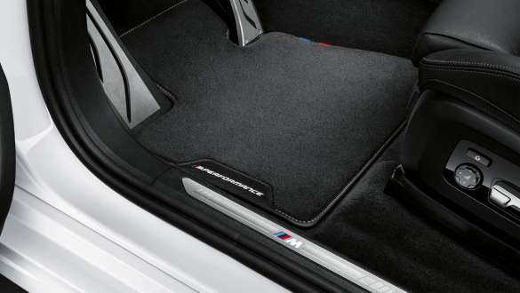 แผ่นปูรองพื้น M Performance ของ BMW X7 G07 2019 แผ่นปูรองพื้น M Performance ของ BMW X7 G07 2019