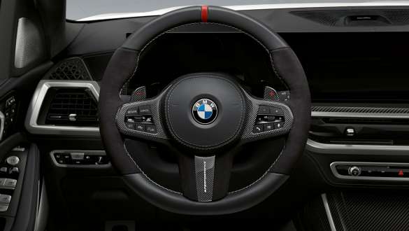 ชุดอุปกรณ์ตกแต่ง BMW M Performance พวงมาลัย M Performance ภาพโคลสอัพชุดอุปกรณ์ตกแต่ง BMW M Performance พวงมาลัย M Performance