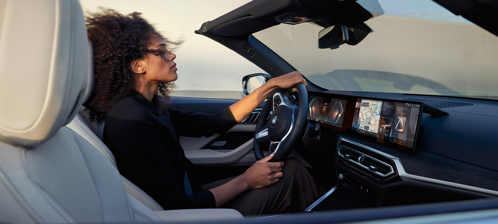 Digital services and driver assistance systems BMW 4 Series Convertible G23 2020 BMW 4 Series Convertible G23 2020 interior Driver assistance systems digital services