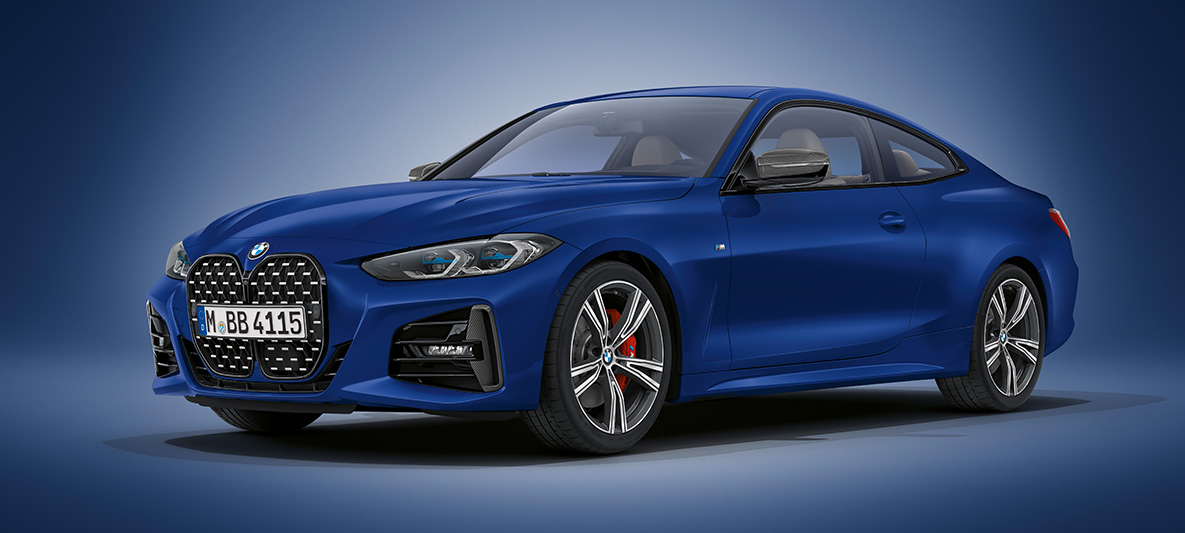 BMW Individual Frozen Portimao Blue metallic BMW 4 Series Coupé G22 2020 BMW 4 Series Coupé Individual Frozen Portimao Blue metallic G22 2020 three-quarter front view standing