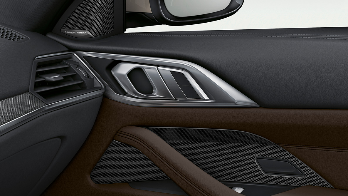 ภายในห้องโดยสารฝั่งคนขับ BMW ซีรีส์ 4 Coupé G22 ภายในห้องโดยสารฝั่งคนขับ BMW ซีรีส์ 4 Coupé G22 2020