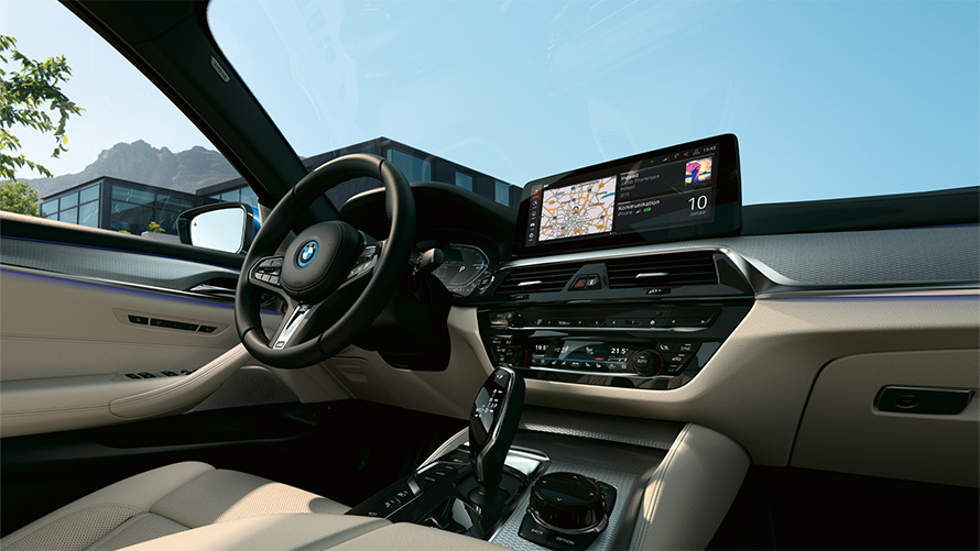 ภายในห้องโดยสารของ BMW ซีรีส์ 5 Sedan G30 ภายในห้องโดยสารของ BMW ซีรีส์ 5 Sedan G30 Facelift 2020