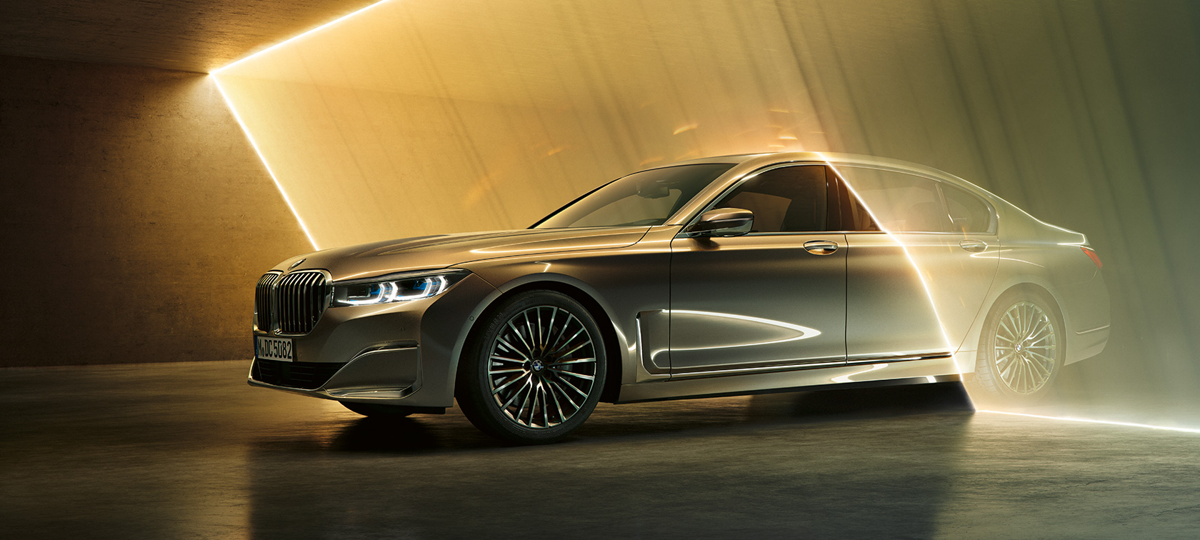 BMW 7 Series Sedan (G12): models, technical data, hybrid and prices