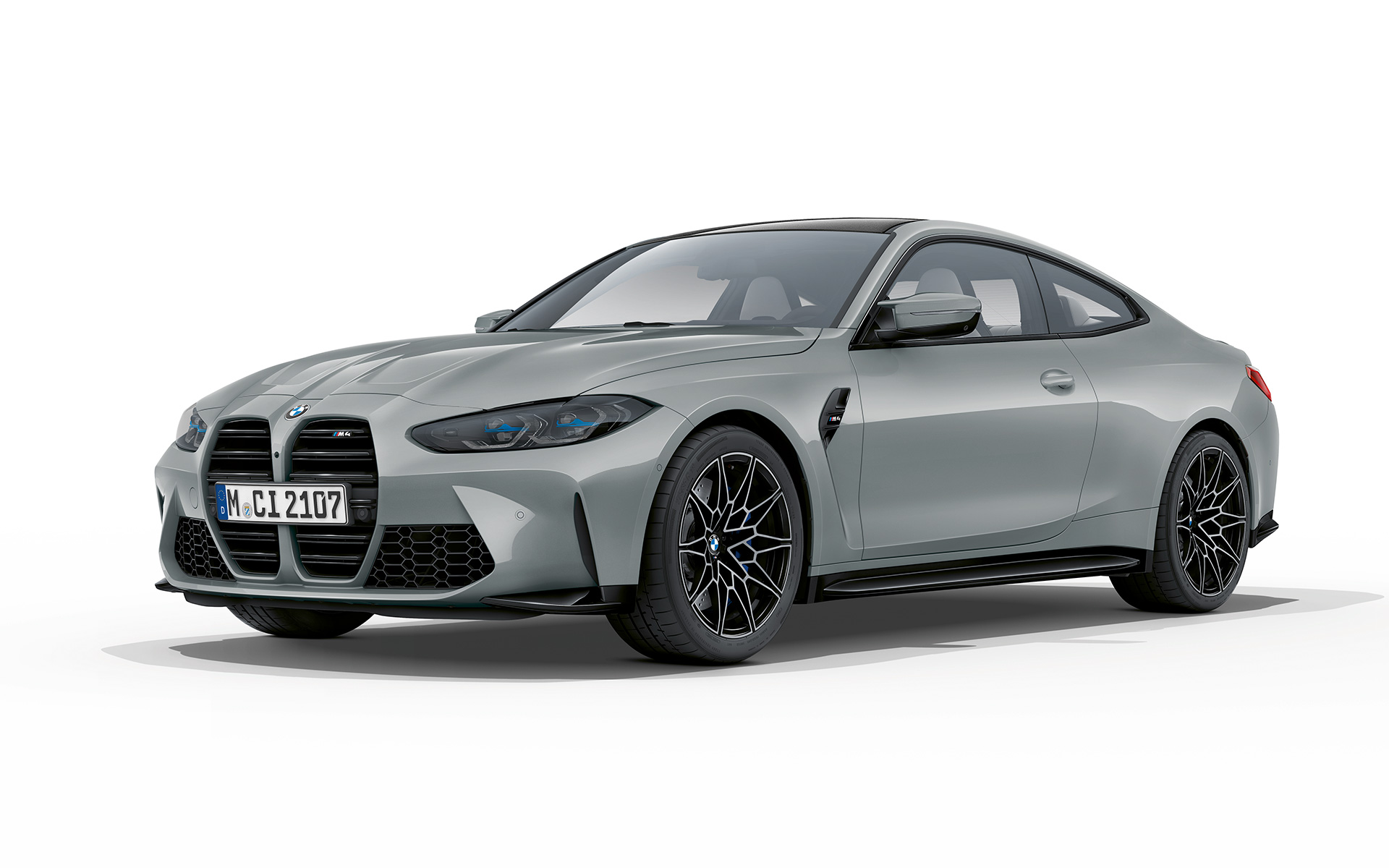 BMW M4 Coupé G82 2020 Brooklyn Grey metallic three-quarter front view 