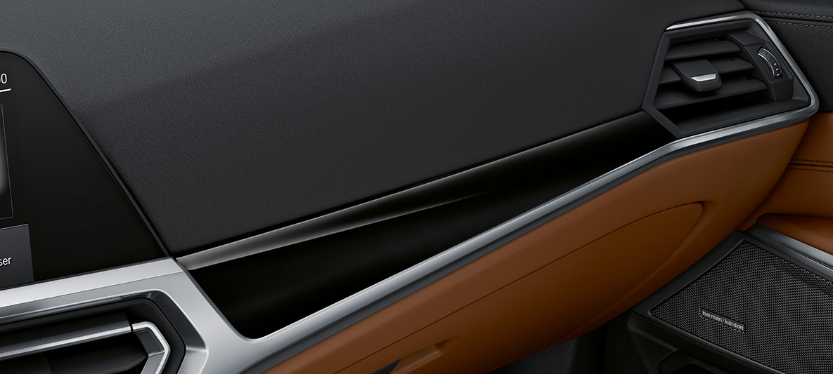 BMW Individual interior trims piano finish Black BMW M4 Coupé G82 2020 interior BMW Individual interior trims piano finish Black with highlight trim finisher Pearl Chrome BMW M4 Coupé Individual G82 2020