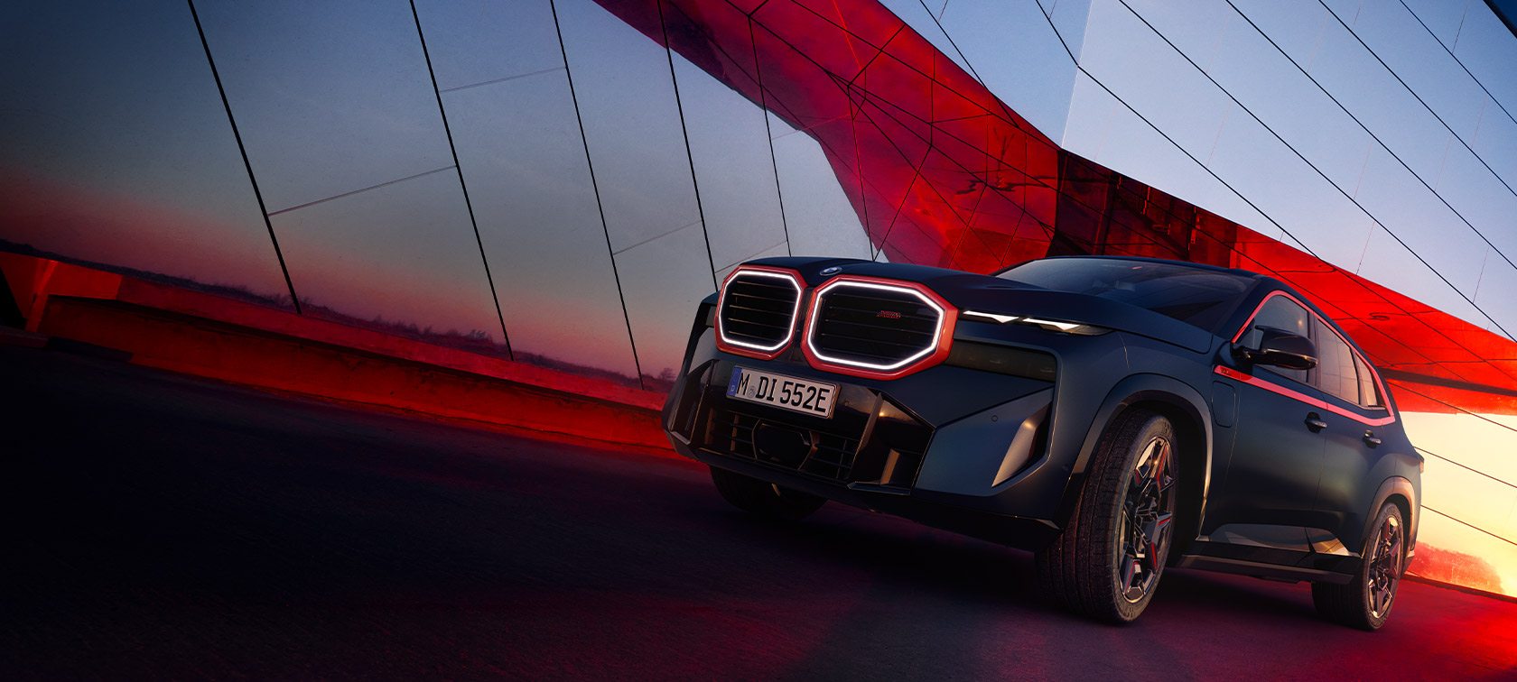 ทีเซอร์เปิดตัว BMW XM G09 Label Red 2023