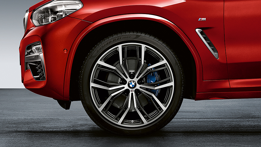21’’ light alloy wheel Y-spoke style 21’’ light alloy wheel Y-spoke style