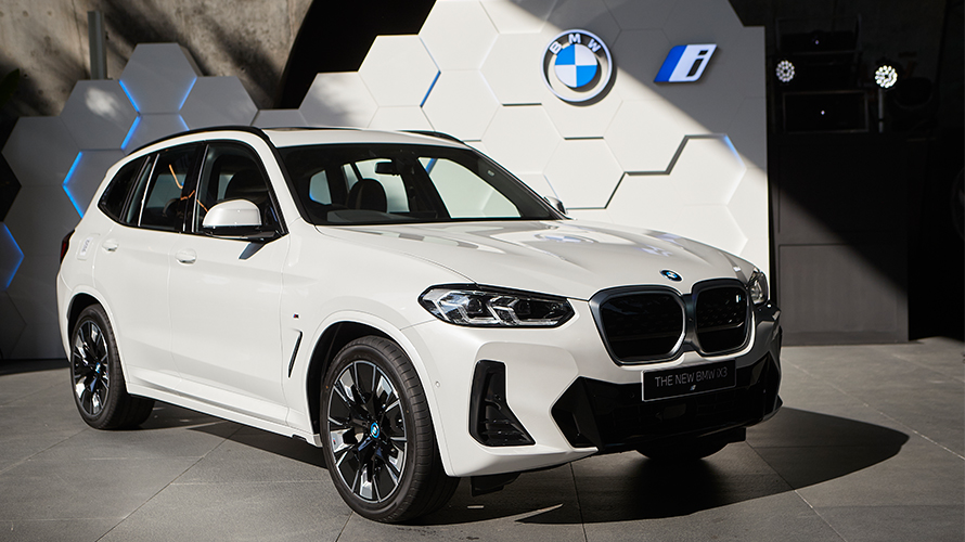 รถยนต์บีเอ็มดับเบิลยู iX3 M Sport