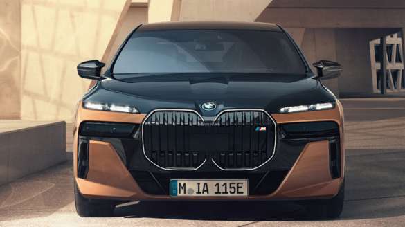 บีเอมดับเบิลยู i7 M70 xDrive
