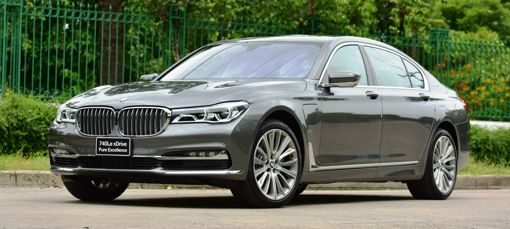 bmw carbon core