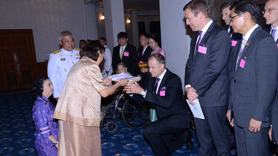 HRH Princess Maha Chakri Sirindhorn grants Royal Audience to BMW Group Thailand’s management representatives to Present Donation for Chaipattana Foundation. HRH Princess Maha Chakri Sirindhorn grants Royal Audience to BMW Group Thailand’s management representatives to Present Donation for Chaipattana Foundation.