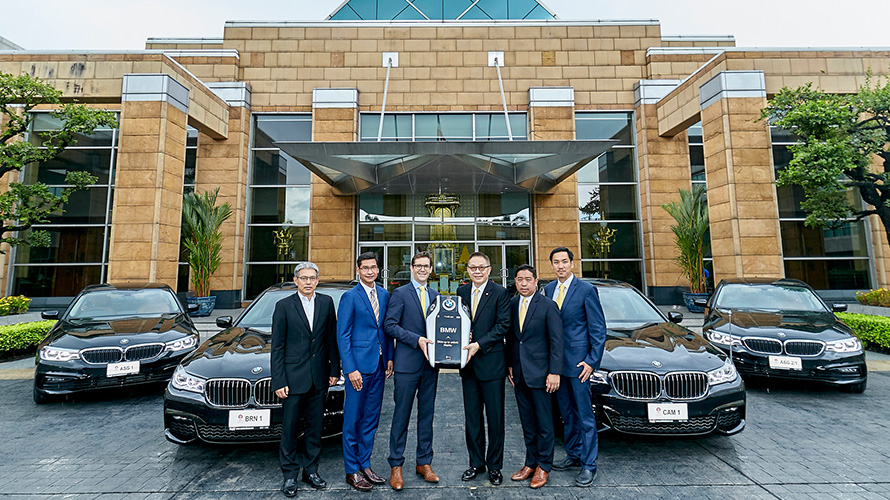 BMW-Thailand-delivers-the-BMW-5-Series BMW-Thailand-delivers-the-BMW-5-Series