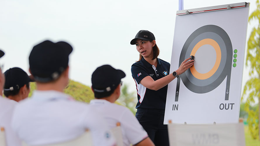 กิจกรรม BMW Driving Experience กิจกรรม BMW Driving Experience
