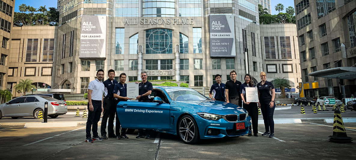 Official Partner of M Official Partner of M