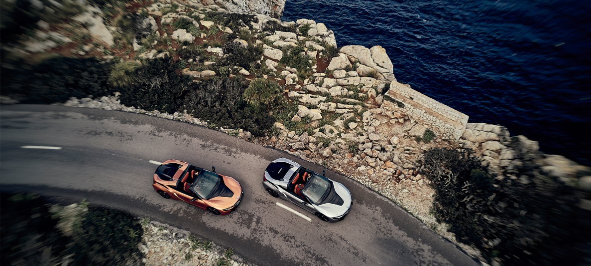 THE NEW BMW i8 Roadster. Clean wind in your hair. THE NEW BMW i8 Roadster. Clean wind in your hair.