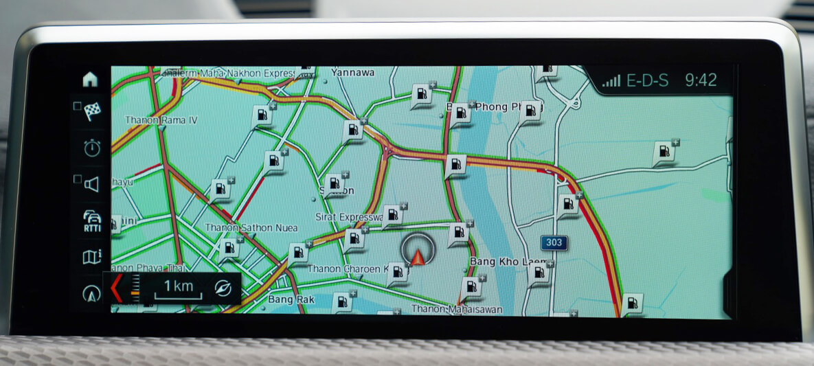 Real-Time Traffic Information (RTTI) หนึ่งในฟีเจอร์เด่นของ BMW ConnectedDrive ที่จะทำให้คุณไปถึงที่หมายได้ตรงเวลามากขึ้น Real-Time Traffic Information (RTTI) หนึ่งในฟีเจอร์เด่นของ BMW ConnectedDrive ที่จะทำให้คุณไปถึงที่หมายได้ตรงเวลามากขึ้น