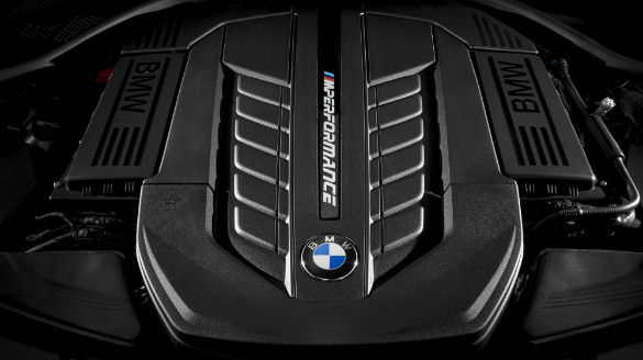 The New BMW M760Li xDrive. The New BMW M760Li xDrive.