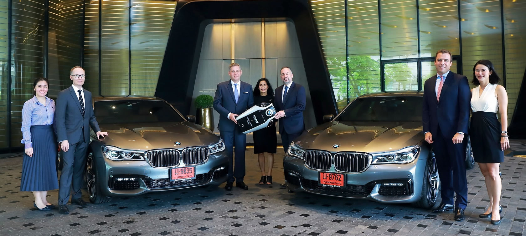 Park Hyatt Handover Park Hyatt Handover