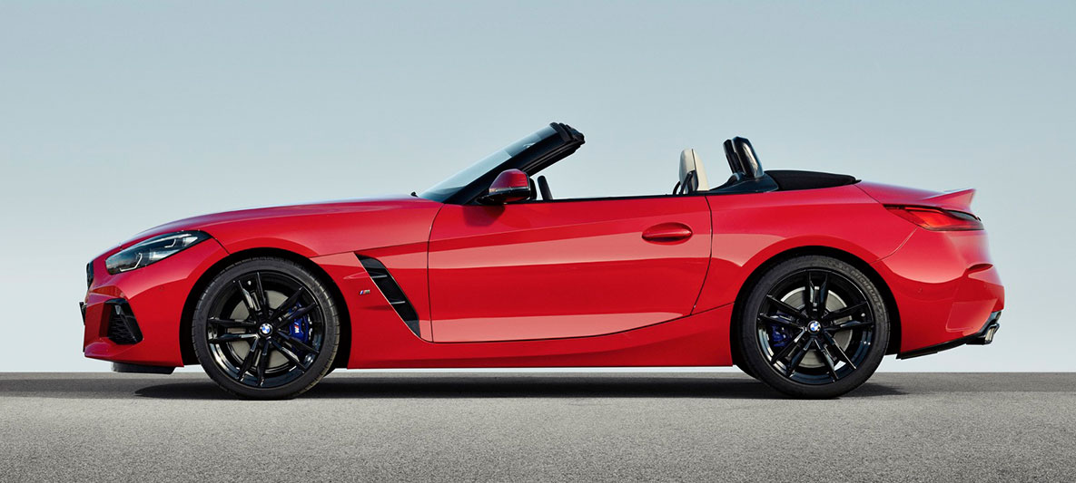 THE NEW BMW Z4 THE NEW BMW Z4