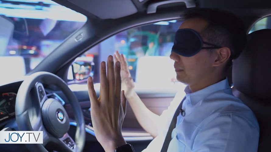ปิดตา ถอยรถ! ด้วย BMW Reversing Assistant ใน The all-new BMW 3 Series ปิดตา ถอยรถ! ด้วย BMW Reversing Assistant ใน The all-new BMW 3 Series