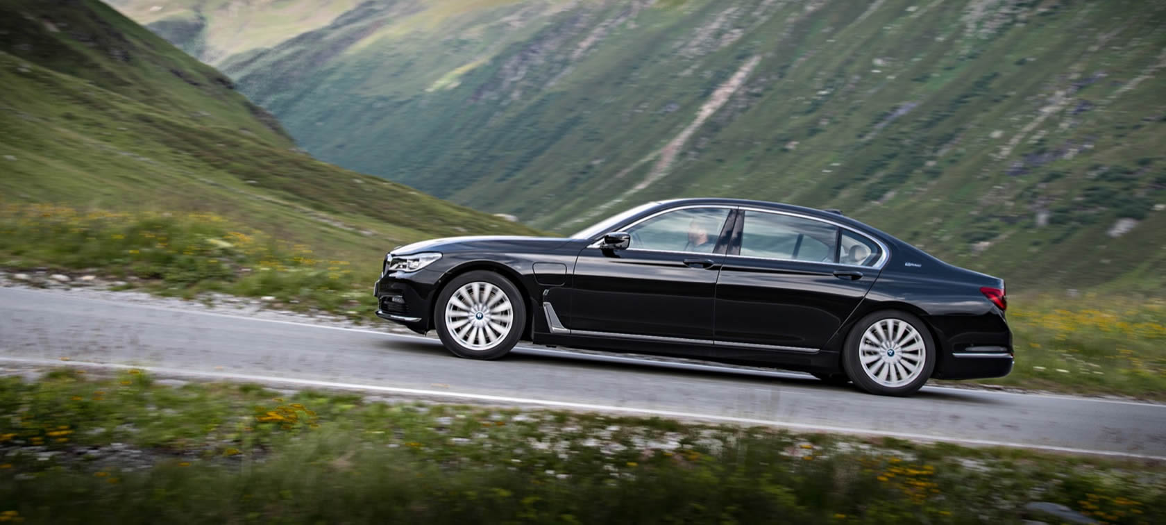 BMW 740Le xDrive Pure Excellence BMW 740Le xDrive Pure Excellence
