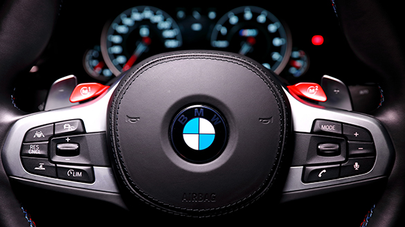 THE BMW M5 MotoGP™ Safety Car THE BMW M5 MotoGP™ Safety Car