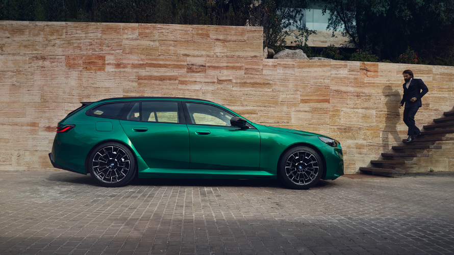 THE NEW BMW M5