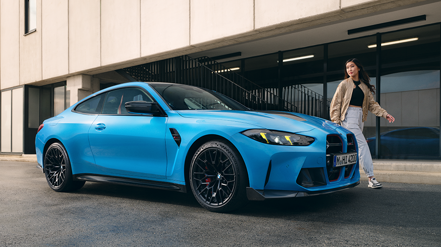 THE NEW BMW M4 CS