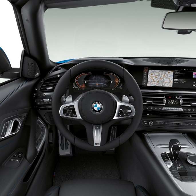 BMW Z4 Roadster Model M Sport, steering wheel and driver’s place BMW Z4 Roadster Model M Sport